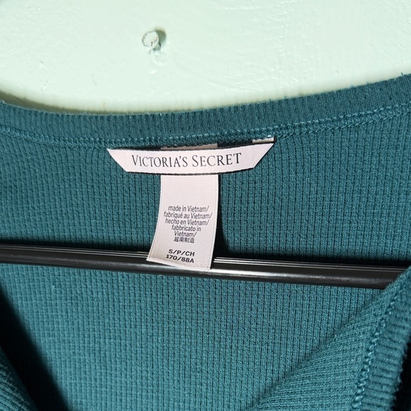 Victoria's Secret Dark Teal Cropped Button-Down Henley Long Sleeve Top - Picture 2 of 5